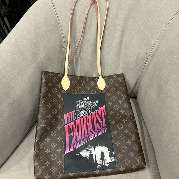 Louis Vuitton Carry It Monogram Shoulder Bag tote New w pouch/dust bag! 2 in 1 - Picture 2 of 10